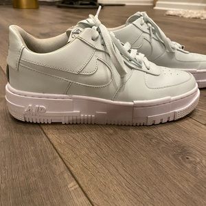 Nike Air Forces “Ghost”